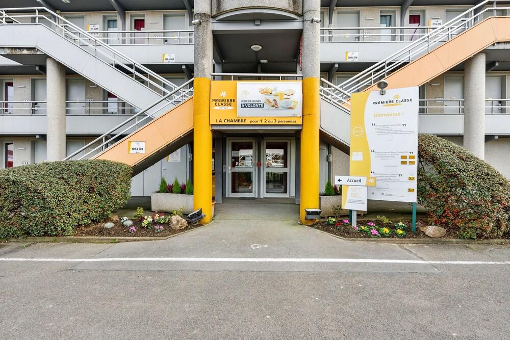 Premiere Classe Montelimar Nord - A7 Sortie 17 Hotel *