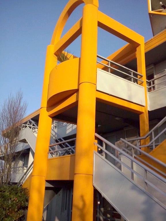 Premiere Classe Montelimar Nord - A7 Sortie 17 Hotel *