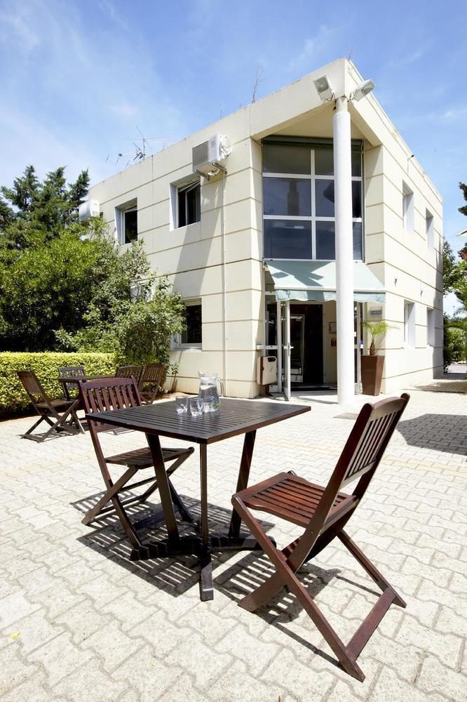 Premiere Classe Montelimar Nord - A7 Sortie 17 Hotel Les Tourrettes