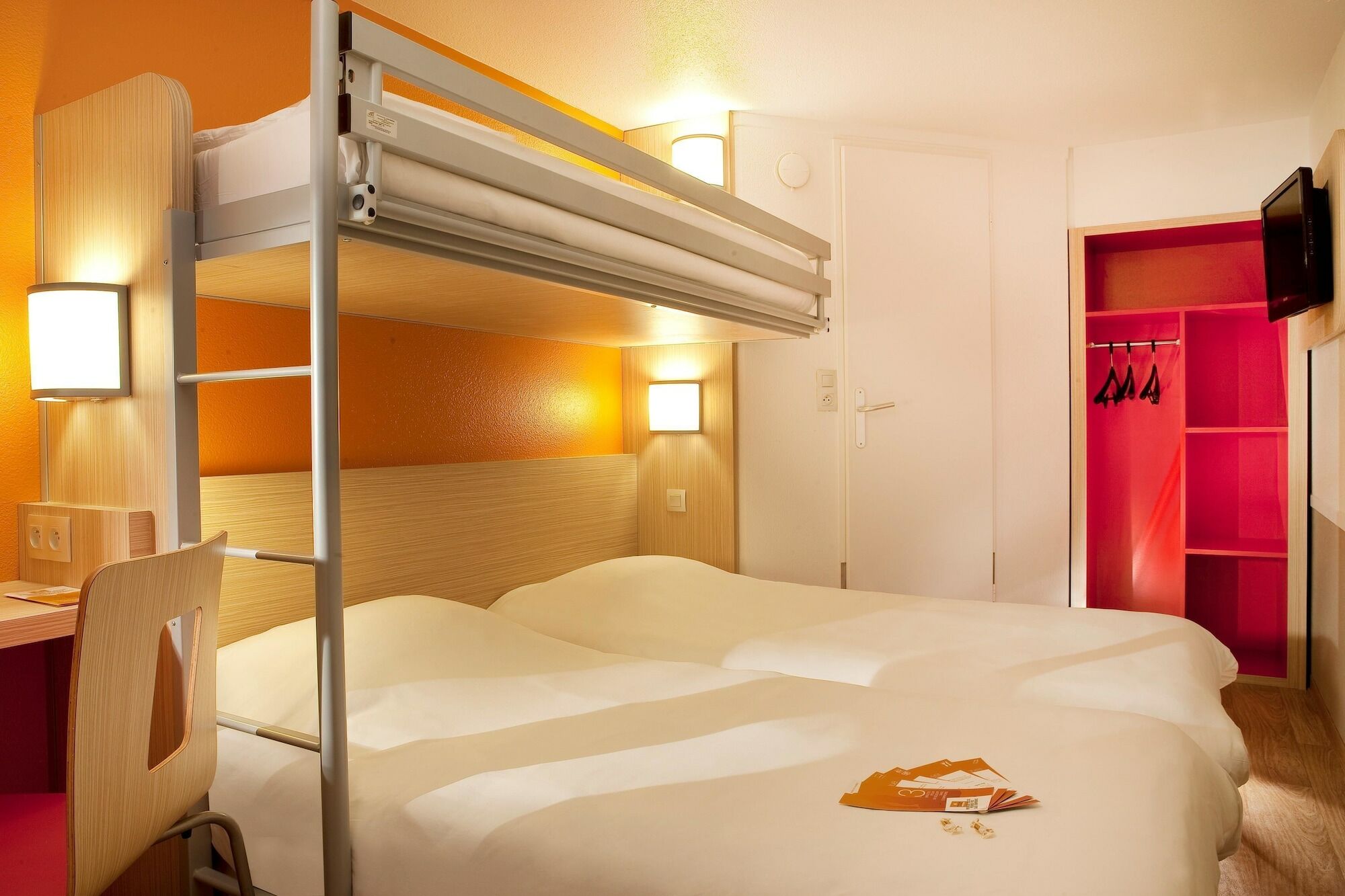 Hotel Premiere Classe Montelimar Nord - A7 Sortie 17 *